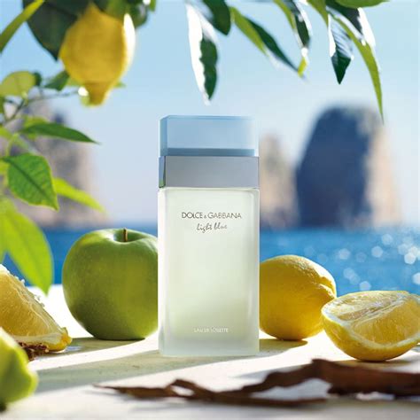 cofanetto dolce gabbana light blue prezzz 100 ml